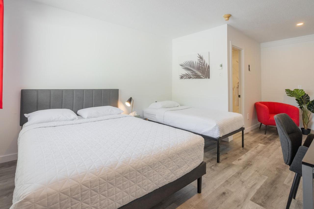 Motel Champlain Brossard Εξωτερικό φωτογραφία