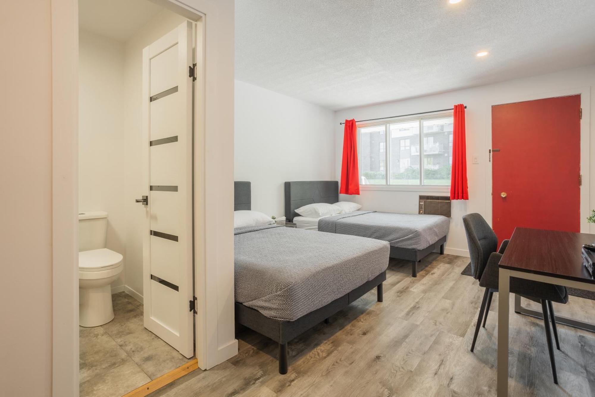 Motel Champlain Brossard Εξωτερικό φωτογραφία