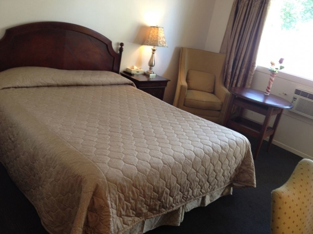 Motel Champlain Brossard Εξωτερικό φωτογραφία
